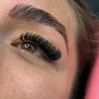 اکستنشن مژه و لیفت ابرو
