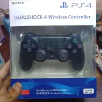 فروش دسته PS4 در حد آکبند