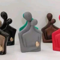 مجسمه ی سنگی همدم
