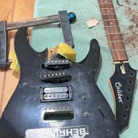 تعمیرات گیتار الکتریک آکوستیک و کلاسیک