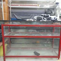 ویترین مغازه