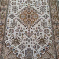 گلیم فرش اشپز خانه  و دوتا والان پرده جنس مخمل