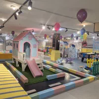 مربی خانه بازی