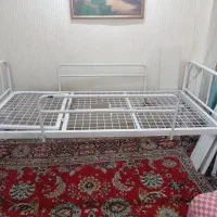 تخت بیمارستان فلزی