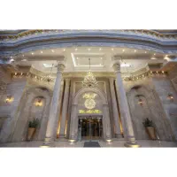 استخدام در هتل بین‌المللی قصر
