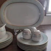 با سلام سرویس چینی ۶ نفره مقصود