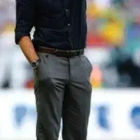 شبا بازیکن سالن