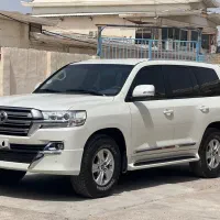 ماشین تویوتا لندکروز 2019درجه یک خشک خشک گذر