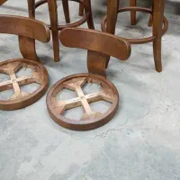 نیاز مند رنگ کار چوب حرفه ای