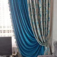 پرده با والون زیبا تمیز در حد نو