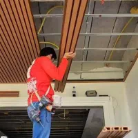 تیم نصاب کفپوش بیواسطه کاغذ دیواری تی وی وال