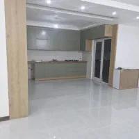 آپارتمان ۱۲۵ متر ۳ خواب خ معراج