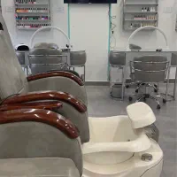 استخدام ناخنکار حرفه ای تا ۶۰ میلیون درآمد ماهانه