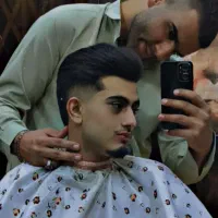 اصلاح سر و صورت با ماساژ