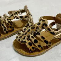 کفش‌ نوزادی