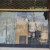 مغازه چهل متر.دوازده متر بالکن.