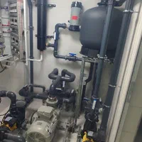 ساخت استخر و موتور خانه