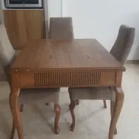 میز ناهار خوری ۴ نفره