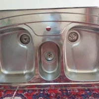 سینک استیل کاملا تمیز و سالم