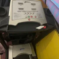 تردمیل بسیار تمیز . سه کاره