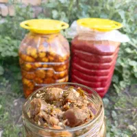 ترشیجات خانگی بادمجان کلم سیر