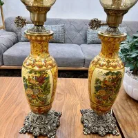 یک جفت شمعدان کاملا در حد نو