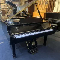 پیانو دیجیتال Yamaha P225 طرح گرند (رویال)