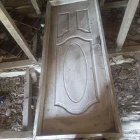 در و چهار چوب در