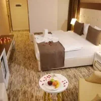 کنار حرم