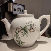 قوری بزرگ