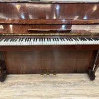 پیانو آگستیک روسی