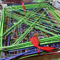 چند تیکه اثاثیه منزل