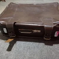 چمدان قدیمی