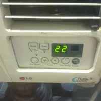 کولر پنجره ای ال جی کنترلی ۹ سال در انبار بوده