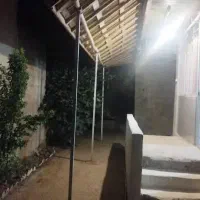 خانه ویلایی قدیمی واسه یک نفر عالیه محیط آرام