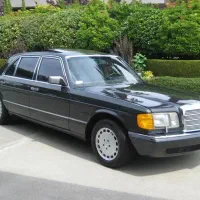 بنز اتاق ۱۲۶