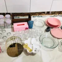 تعدادی وسایل آشپزخانه به فروش میرسد
