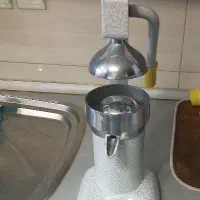 آب انار گیری دستی