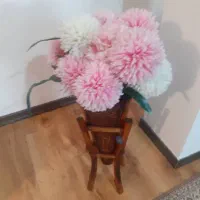گل مصنوعی ۱۳ شاخه با گلدان