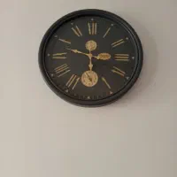 ساعت دیواری