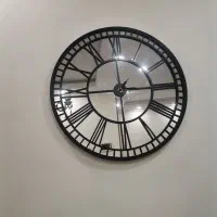 ساعت دیواری