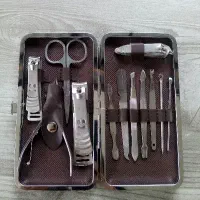 ست مانیکور و پدیکور ناخون گیر
