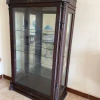 ویترین  کاملا زیبا