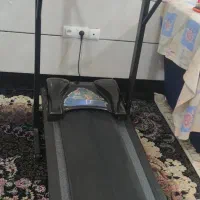 تـردمیل قدیـمی سالم