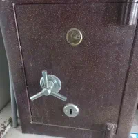 گاوصندوق کوچک