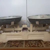 ترازو دو کفه
