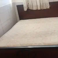 تخت دسته دوم