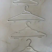چوب لباسی حراج شد