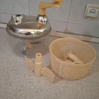 سبزی خوردکن دستی  و نمکدون چینی