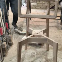 نجار ،کارگر ، ساده نیمه ماهر نجاری